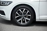 Volkswagen Passat (2021) BUSINESS 1.5 TSI 110kW - náhled 32