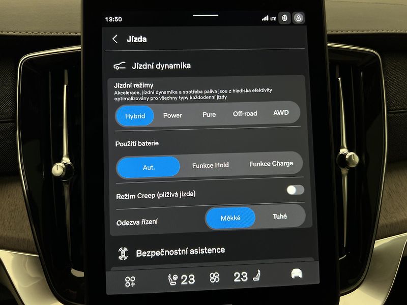 Volvo XC90 T8 AWD RECHARGE BRIGHT PLUS - fotka 42 z 56