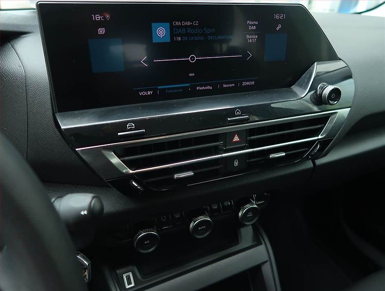 Citroën C4 (2021) 1.2 PureTech, Navi, Tempomat - fotka 13 z 18