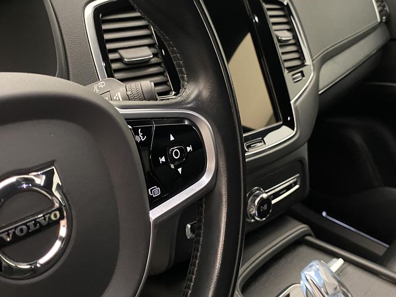 Volvo XC90 B5 AWD INSCRIPTION 7Míst - fotka 39 z 55