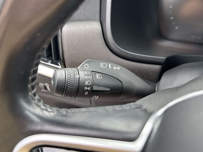 Volvo V90 (2019) 2.0 TDI 4x4 Automat CROSS COUN - fotka 13 z 31