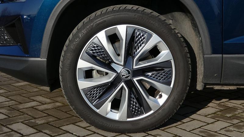 Škoda Karoq 1,5 TSI Style DSG - fotka 21 z 22