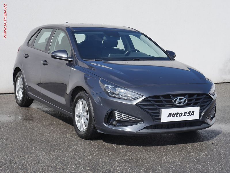Hyundai i30 (2020) 1.5 DPi, 2.maj,ČR, AC, park - fotografie inzerátu