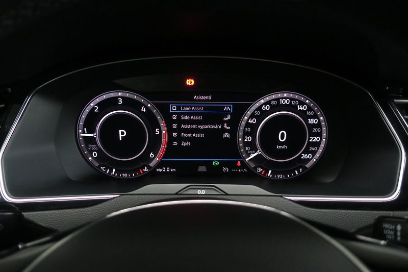 Volkswagen Passat Variant (2017) 2.0 TDI 176kW 4M. DSG Alltrack - fotka 20 z 50
