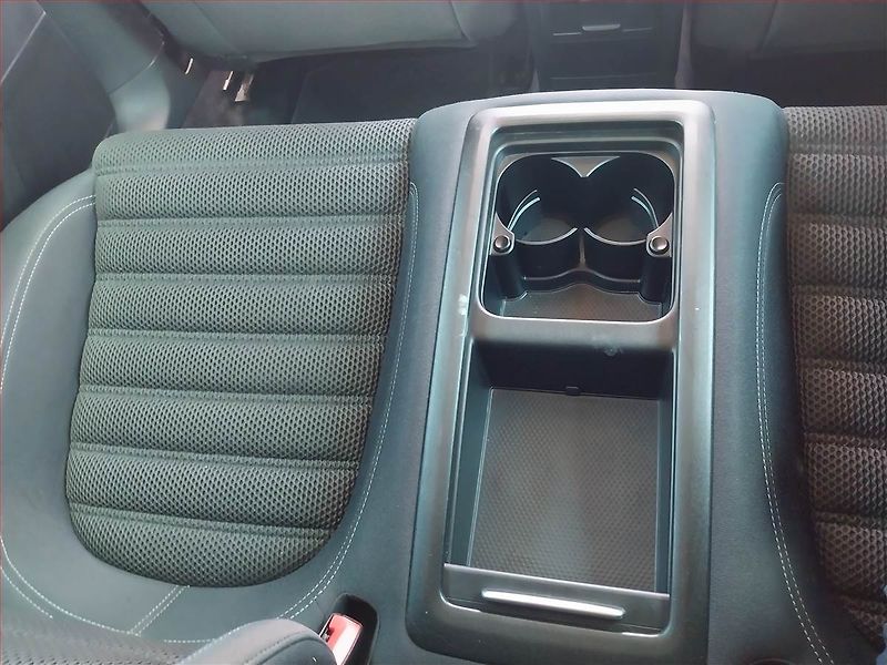 Volkswagen CC (2012) Comfortline 2.0 TDI, Automat - fotka 14 z 21