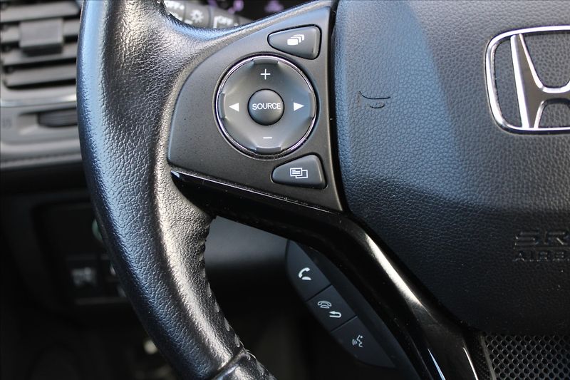 Honda HR-V 1,5 V-TEC  ČR,1.MAJ,ELEGANCE - fotka 17 z 28