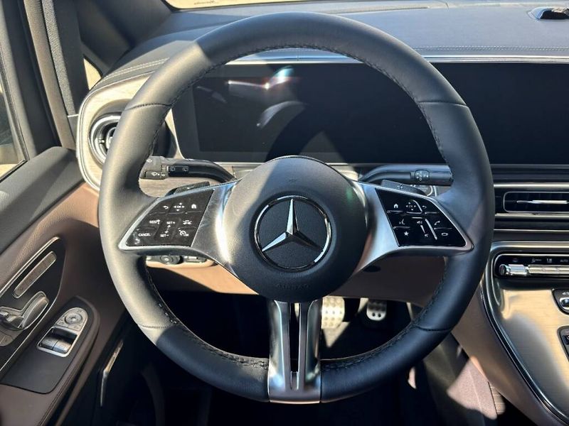 Mercedes-Benz Třídy V (2026) V 300 d / Exclusive / L / 4M - fotka 18 z 29