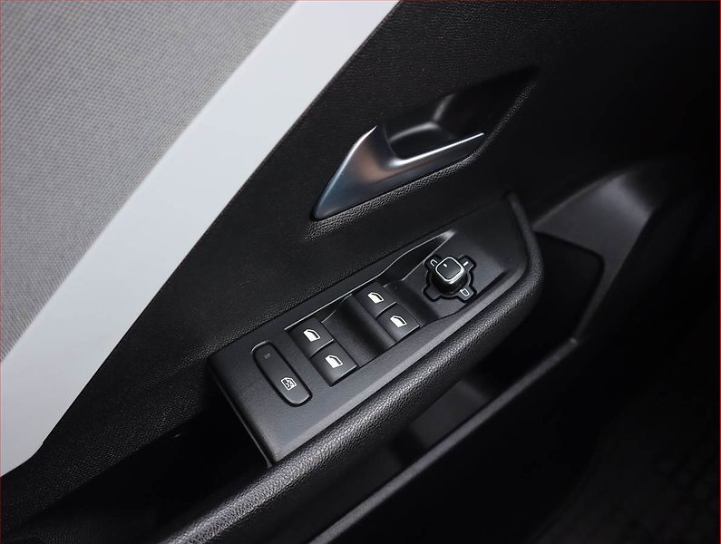Opel Astra (2023) Edition 1.2 Turbo, Serv.kniha - fotka 20 z 22
