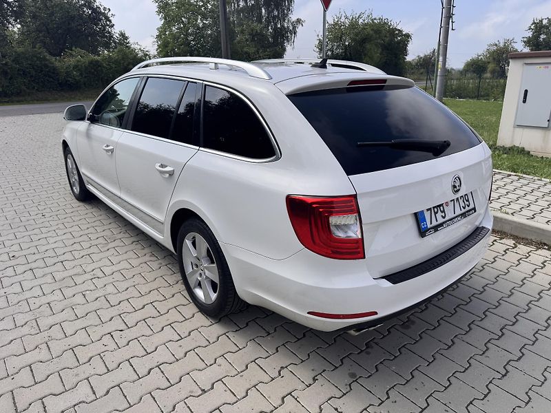 Škoda Superb 2.0TDI 103Kw DSG Elegance - fotka 4 z 18