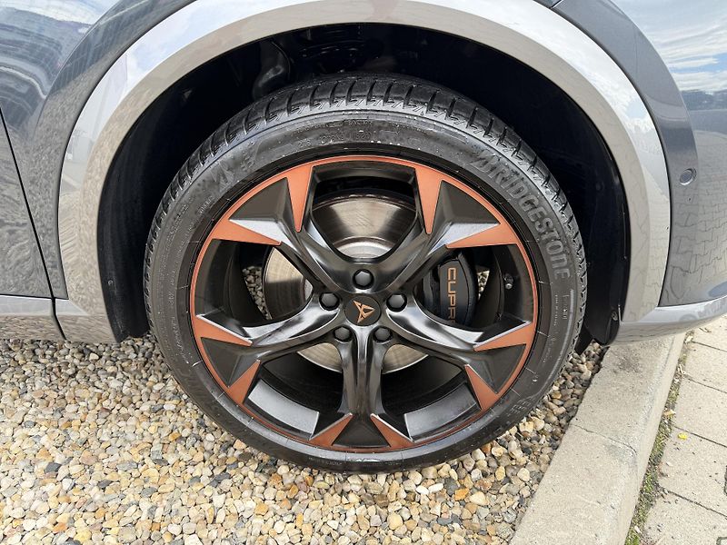 Cupra Formentor VZ 2,0 TSi/180kW - DSG,TZ,.... - fotka 81 z 106