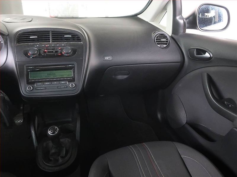 Seat Altea (2013) 1.6 TDI, Tempomat - fotka 8 z 13