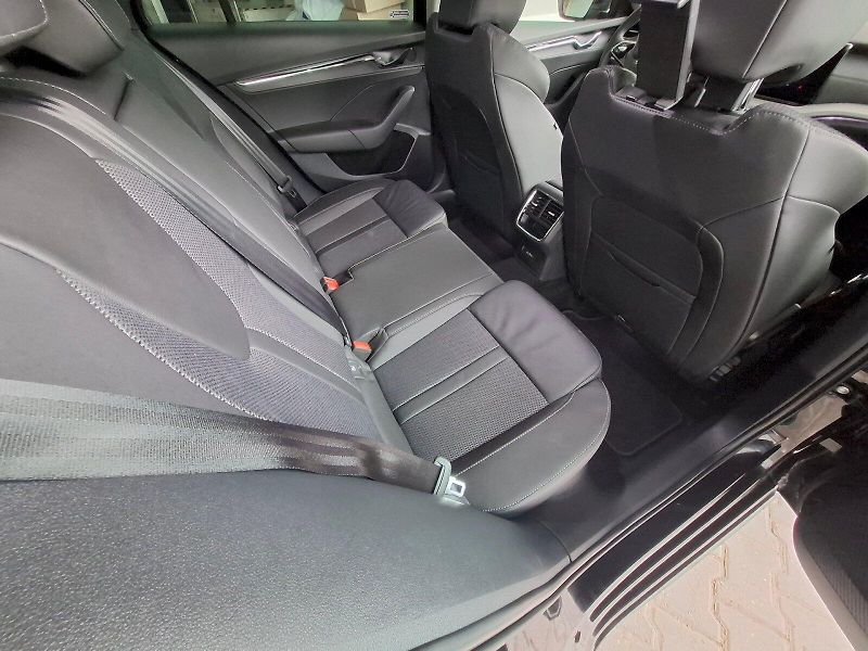 Škoda Octavia (2024) COMBI STYLE TD 85/2.0 M6F - fotka 24 z 40