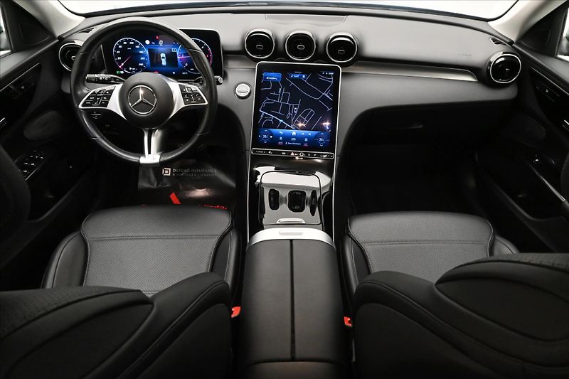 Mercedes-Benz Třídy C 2,0 220d 147kW 4MATIC AVANTGAR - fotka 15 z 31