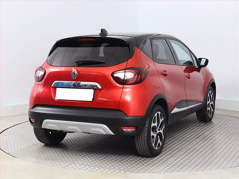 Renault Captur (2019) 1.3 TCe, Automat, ČR,1.maj - fotka 5 z 16