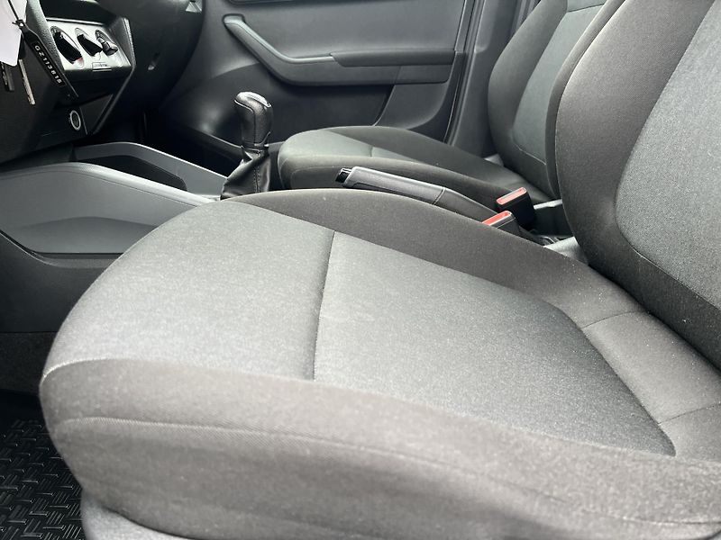 Škoda Fabia 1.0MPi 44kw PŮVOD ČR odp.DPH - fotka 11 z 36