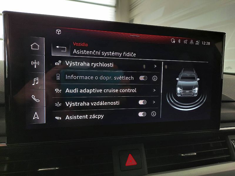 Audi A4 (2022) Avant 45 TFSI quattro (195kW/2 - fotka 18 z 26