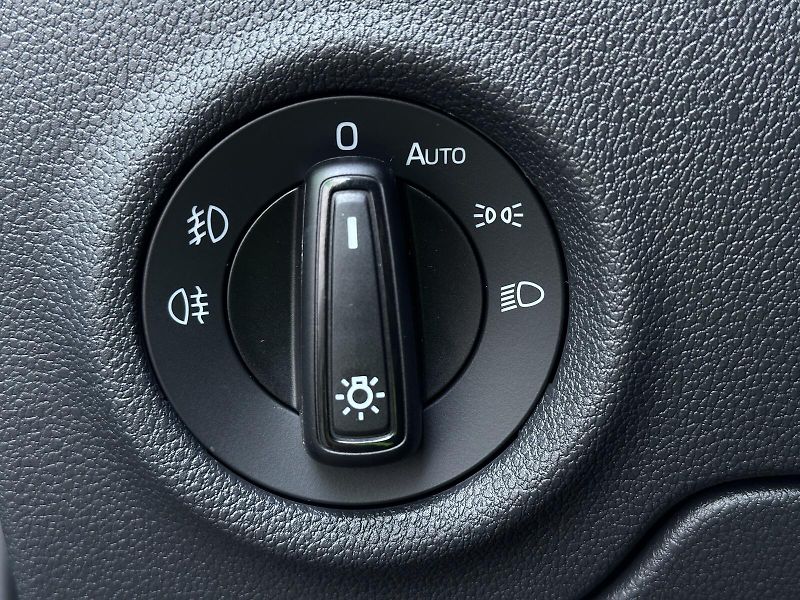 Škoda Fabia 1.0TSi Monte Carlo 116PS V.Coc - fotka 15 z 36