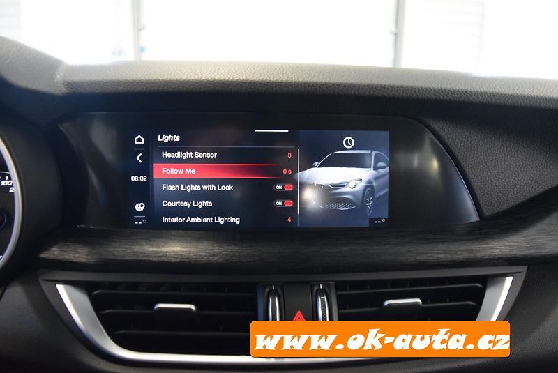Alfa Romeo Stelvio 2.2 JTD Q4 FACELIFT 2021 - fotka 41 z 56