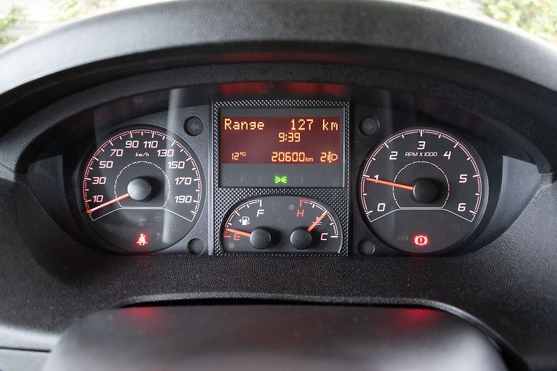 Peugeot Boxer 2.2 BHDI L2H1 20T.KM*DPH*ČR 1M - fotka 15 z 26