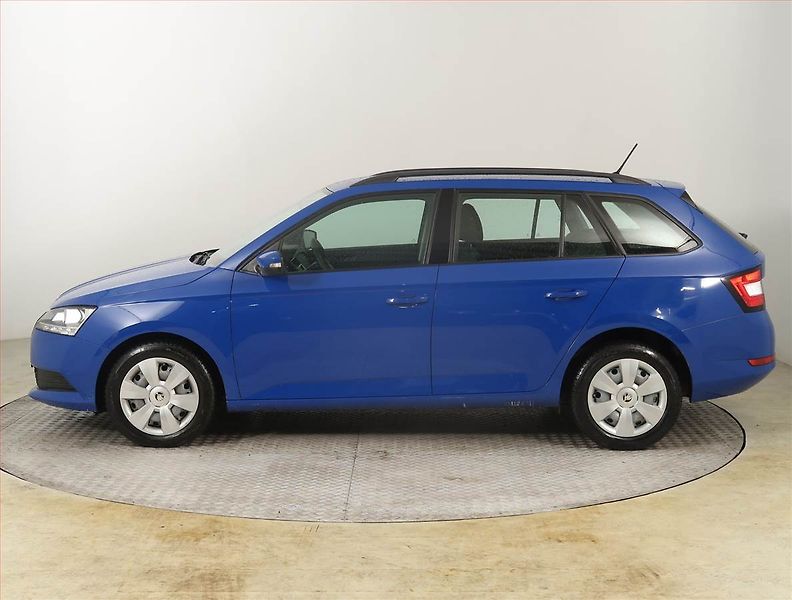 Škoda Fabia (2020) 1.0 TSI, Serv.kniha - fotka 3 z 14