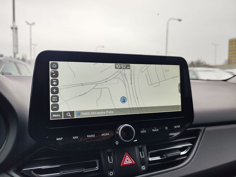 Hyundai i30 1.5 T-GDI/103kW Style DCT - fotka 19 z 33