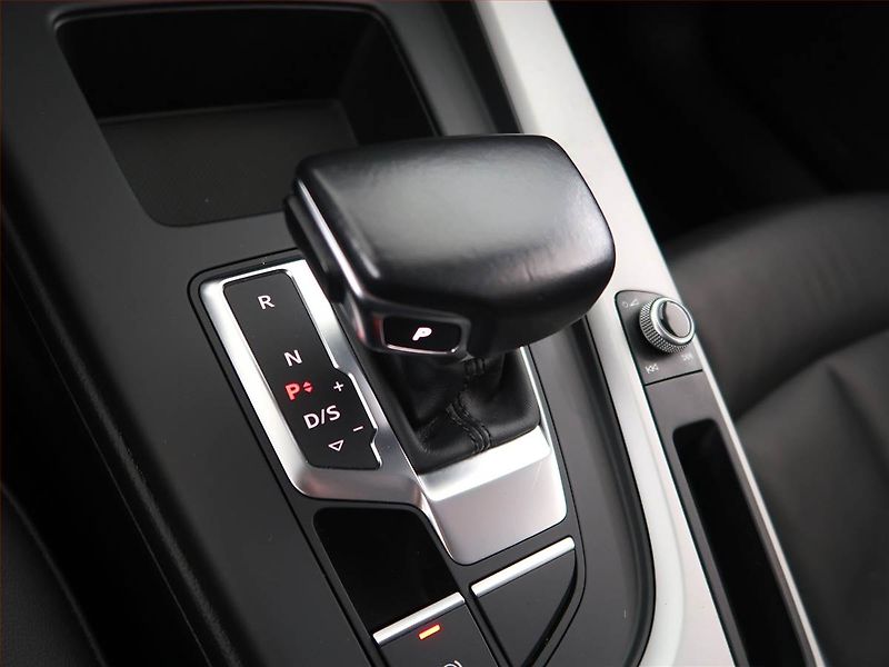 Audi A4 (2020) 30 TDI, Automat, Kůže, Navi - fotka 13 z 21