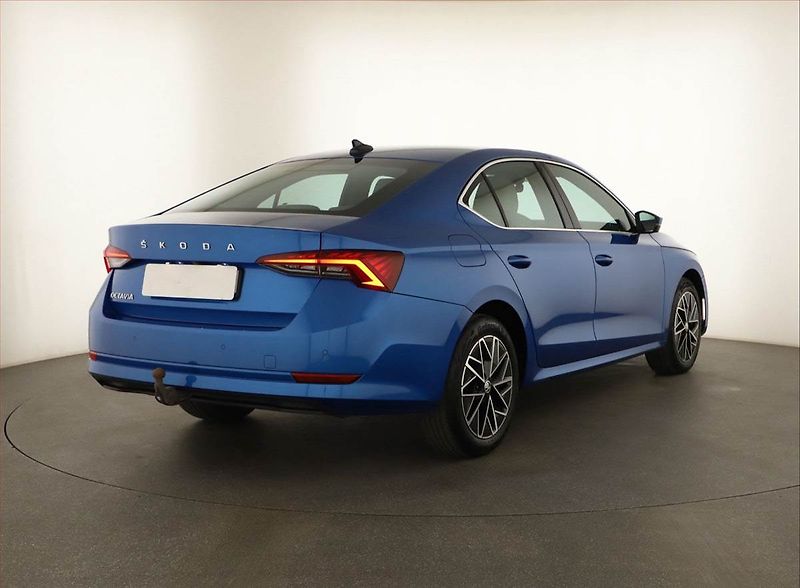 Škoda Octavia (2021) Style 1.5 TSI, Navi, Tempomat - fotka 5 z 13