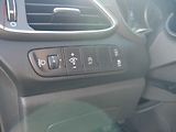 Hyundai i30 (2020) 1.5 DPi, 2.maj,ČR, AC, park - náhled 12