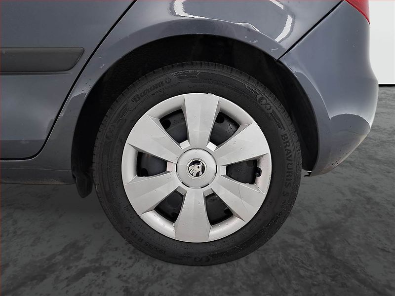 Škoda Fabia (2010) Sportline 1.2 TSI - fotka 14 z 14