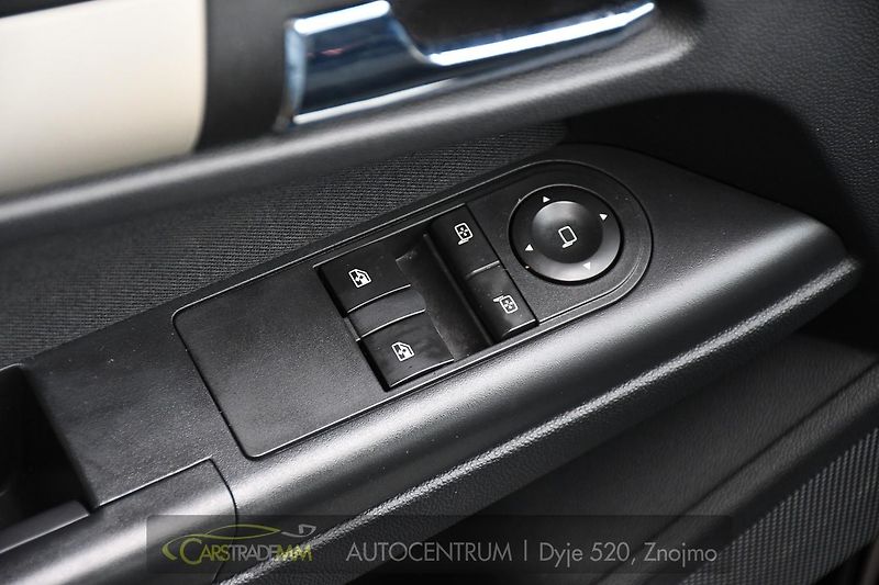 Opel Astra SW 1.6i SPORT A/C  - fotka 25 z 42