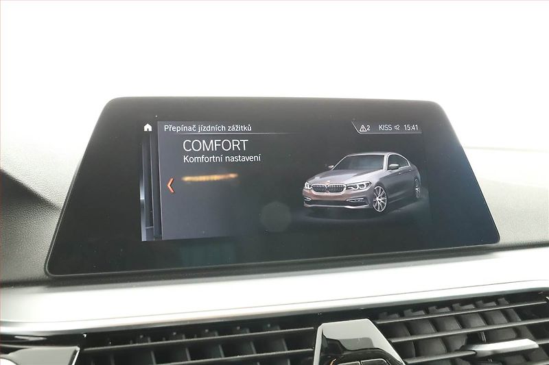 BMW Řada 5 (2020) 520d, Automat, Serv.kniha - fotka 12 z 19