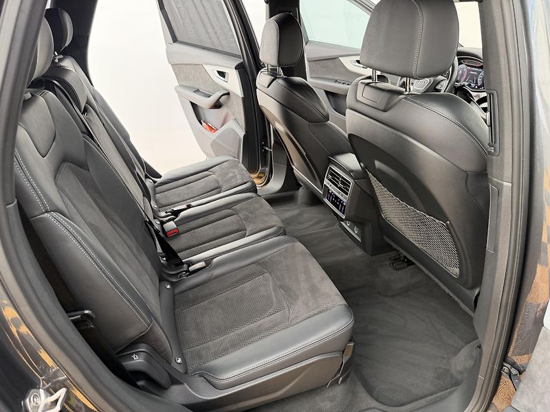 Audi Q7 3.0Tdi*210kw*CZ*DPH*7-M*S-Line - fotka 18 z 46