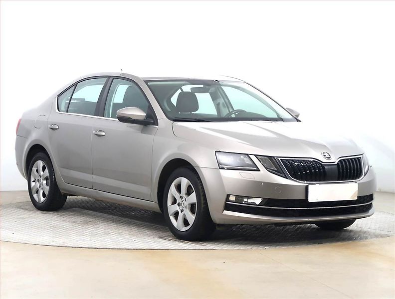 Škoda Octavia (2017) Style 1.6 TDI, Navi, Tempomat - fotografie inzerátu