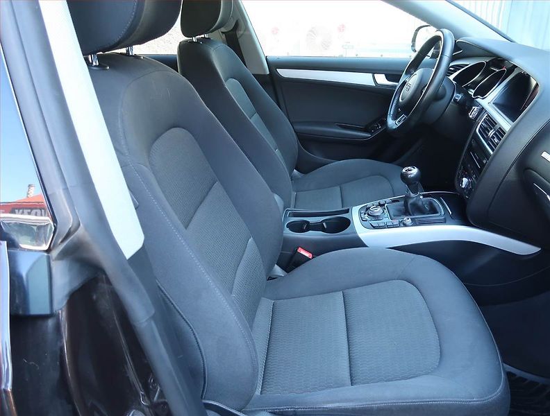 Audi A5 (2016) 1.8 TFSI, Bi-Xenony, Tempomat - fotka 9 z 15