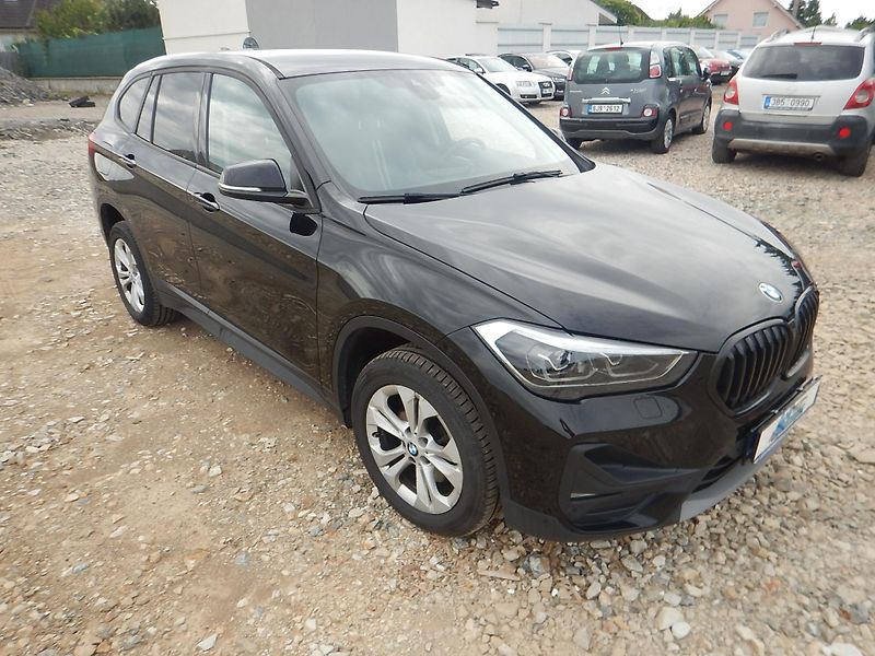BMW X1 2.0 D, AUTOMAT - fotka 4 z 21