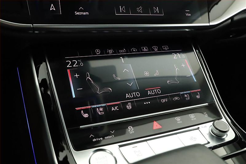 Audi A8 (2019) 55 TFSI - fotka 10 z 21