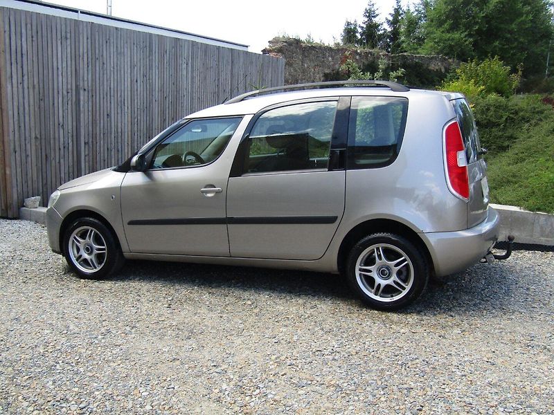 Škoda Roomster (2008) 1.9 TDI 77kW  BEZ DPF - fotka 4 z 36