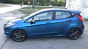 Ford Fiesta ST ve speciálním odstínu Liquid Blue.