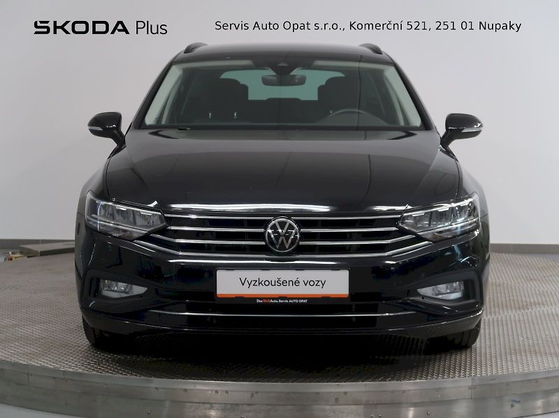 Volkswagen Passat (2022) BUSINESS PREMIUM 2.0TDI 110KW - fotka 4 z 38