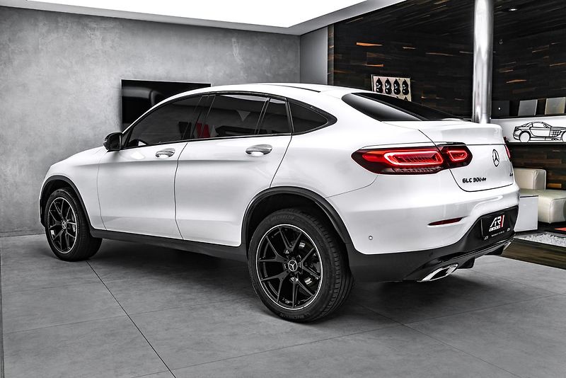 Mercedes-Benz GLC de 4MATIC Coupe AMG - fotka 7 z 19