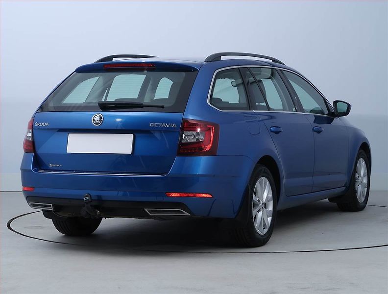 Škoda Octavia (2017) Ambition 2.0 TDI, Tempomat - fotka 5 z 19