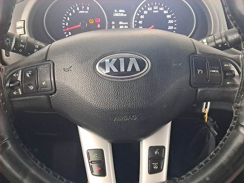 Kia Sportage (2014) 1.6 GDI, Navi, Tempomat - fotka 17 z 18