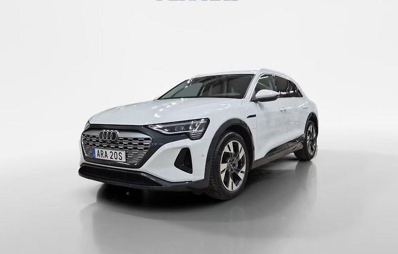 Audi Q8 e-tron 50 Q Kamera Matrix Kůže   - fotka 1 z 15
