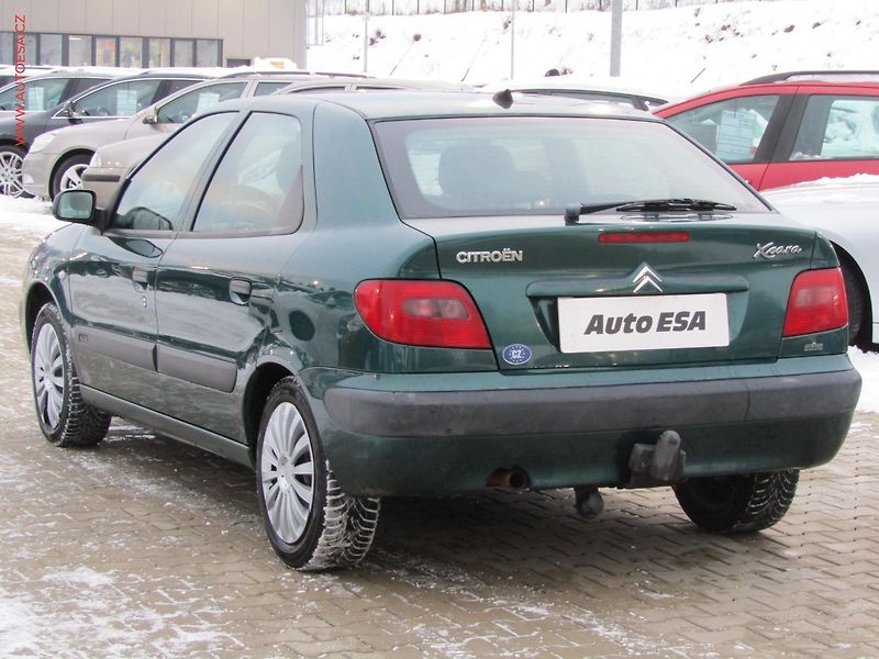 Citroën Xsara (2004) 1.4i, 2.maj,ČR, AC - fotka 4 z 13