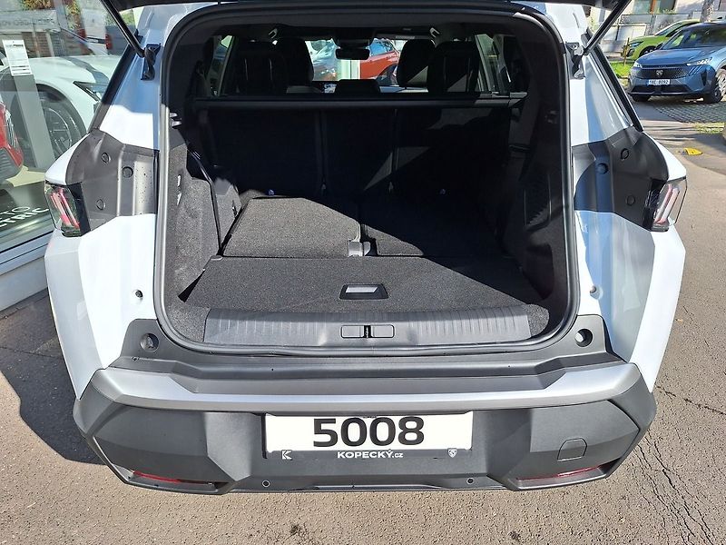 Peugeot 5008 (2026) ALLURE Hybrid 145 e-DCS6 - fotka 7 z 17