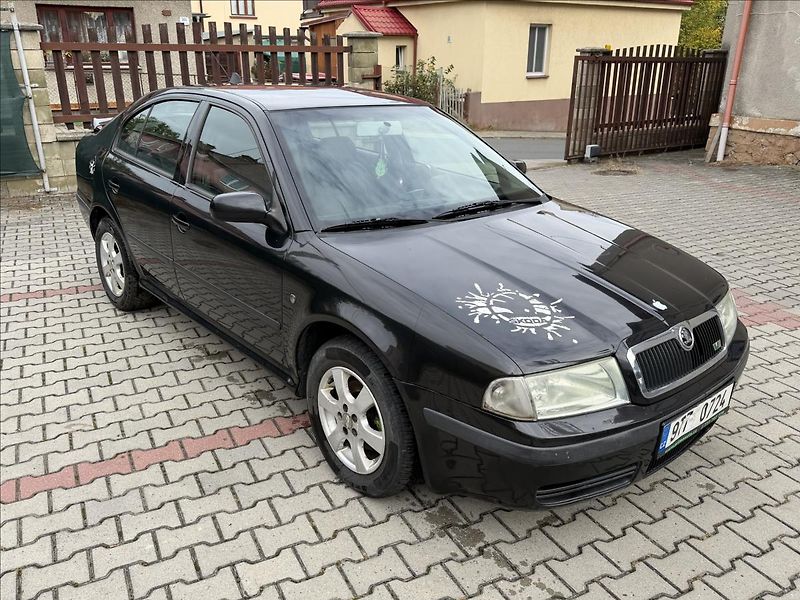 Škoda Octavia 1,9 TDI - fotka 1 z 16