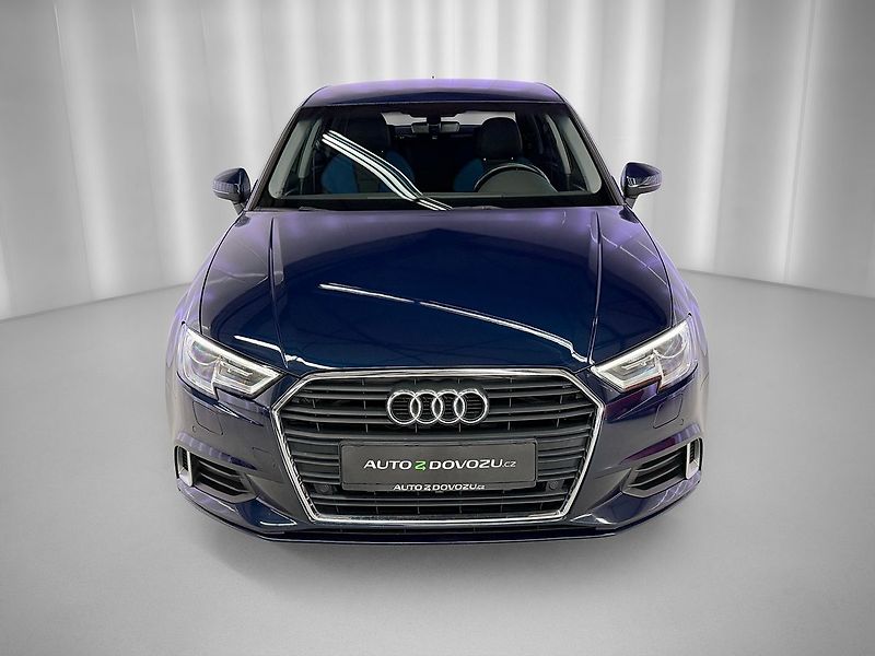 Audi A3 1.6 TDI LIMOUSINE SPORT, NAVIG - fotka 2 z 20