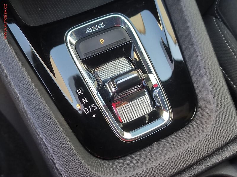 Škoda Octavia (2022) 2.0 TSi 4X4, ČR, SportLine - fotka 19 z 30