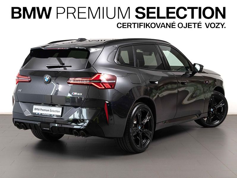 BMW X3 M50 xDrive - fotka 5 z 22