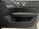 Volvo V60 T8 AWD BRIGHT PLUS AUT CZ  - náhled 47